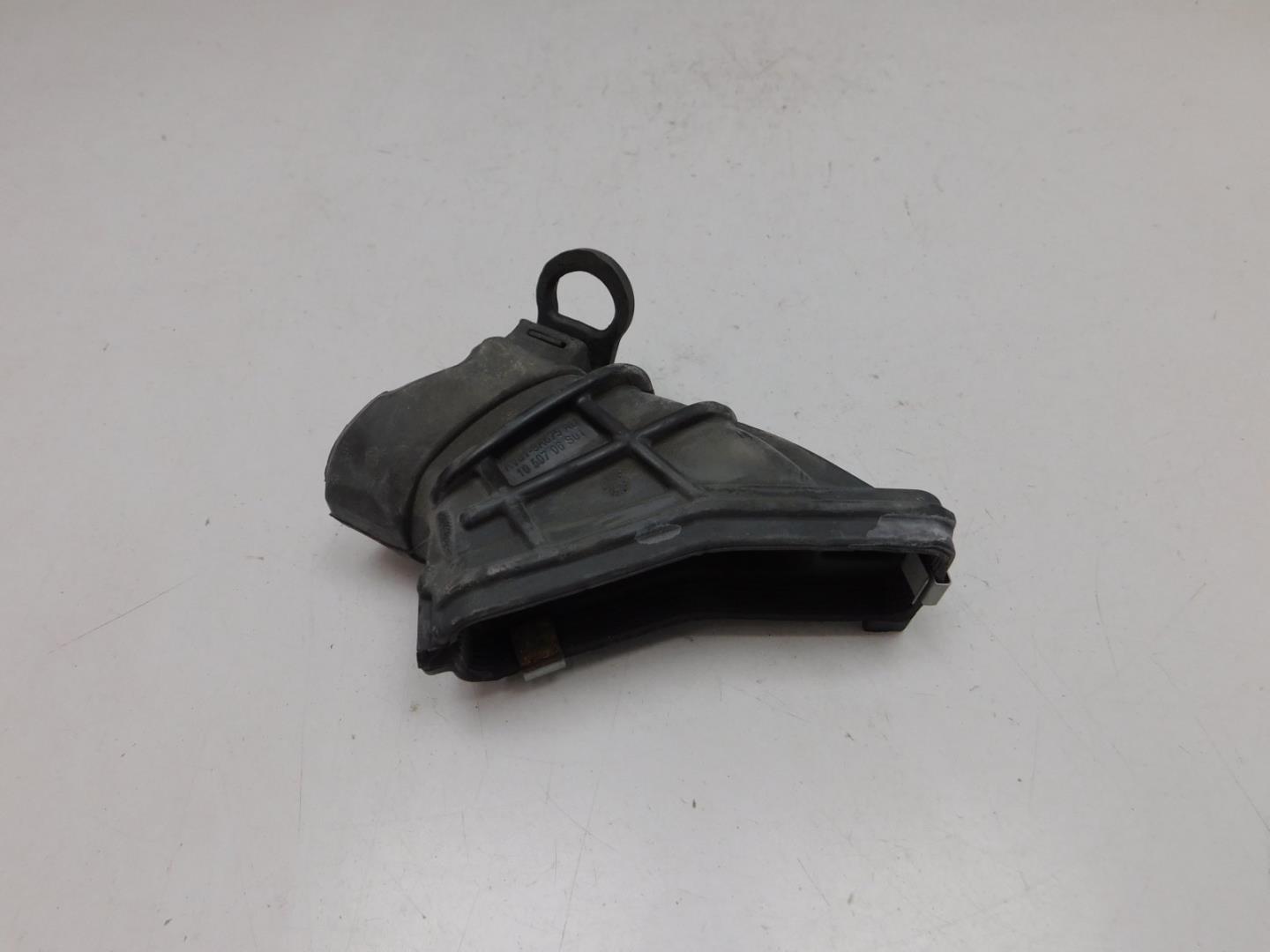 Патрубок воздушного фильтра