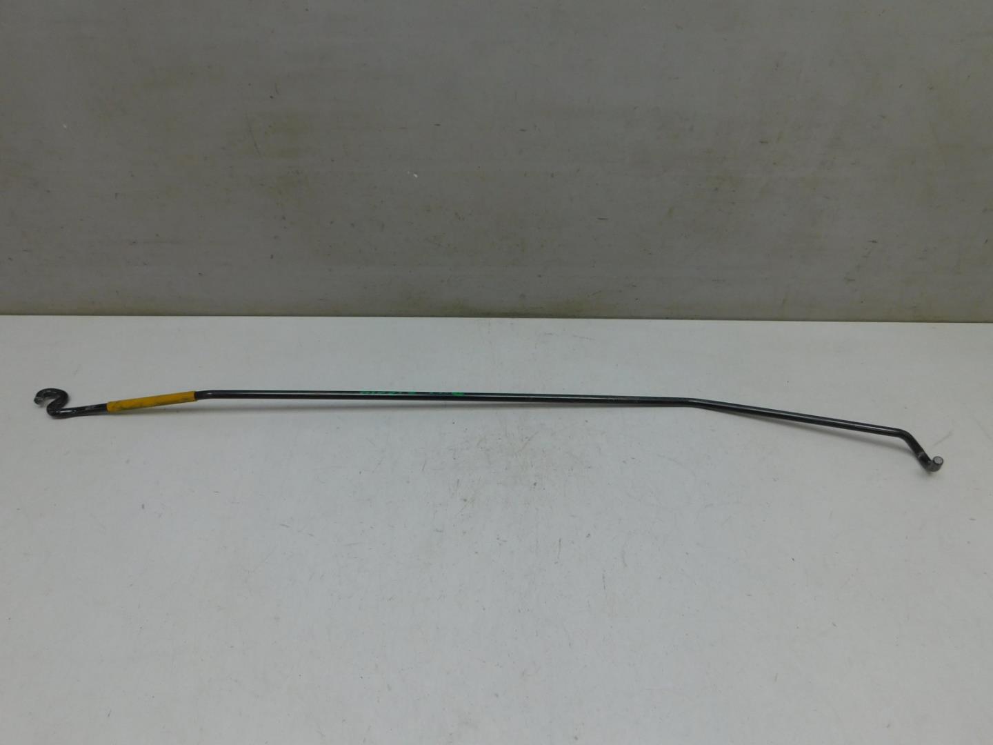 Держатель капота