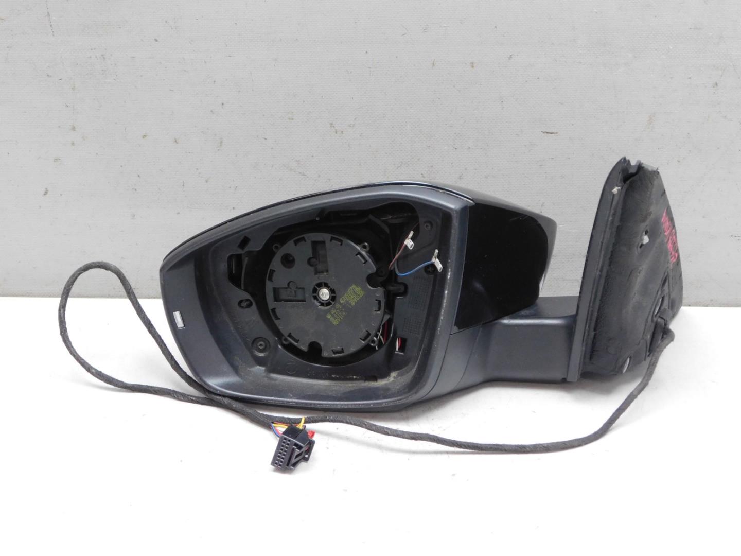 Зеркало левое электрическое