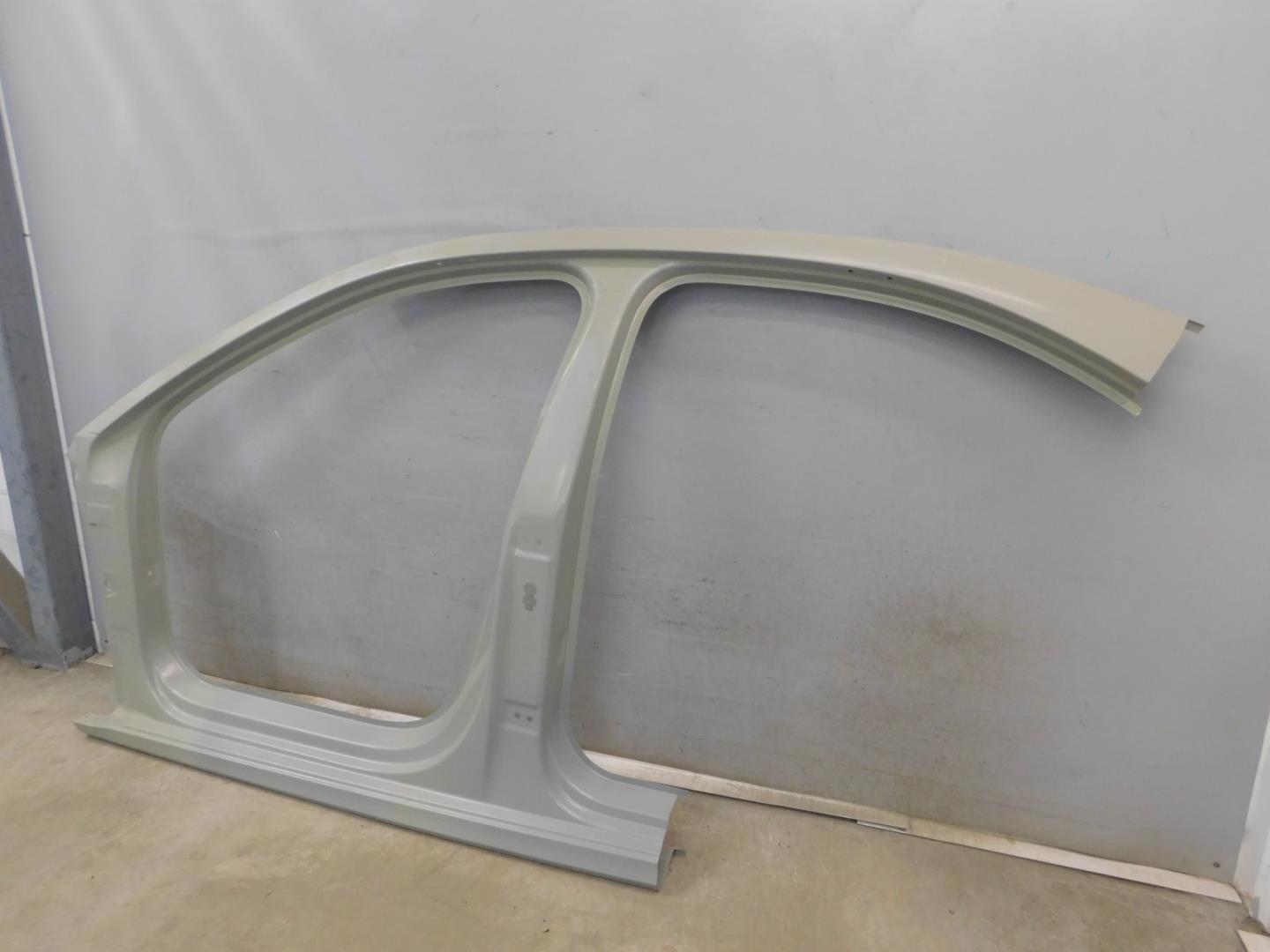 Кузовной элемент