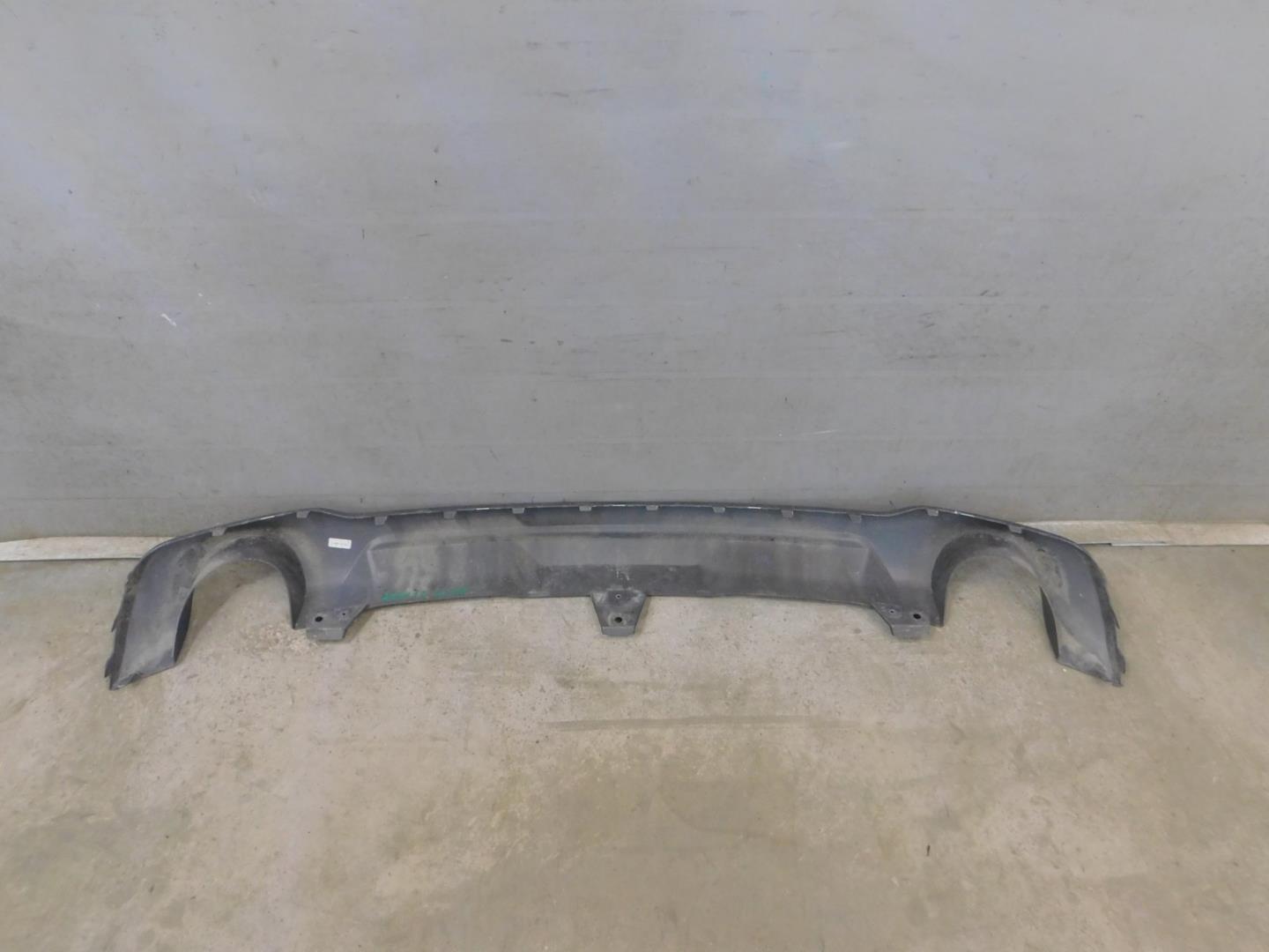 Накладка заднего бампера