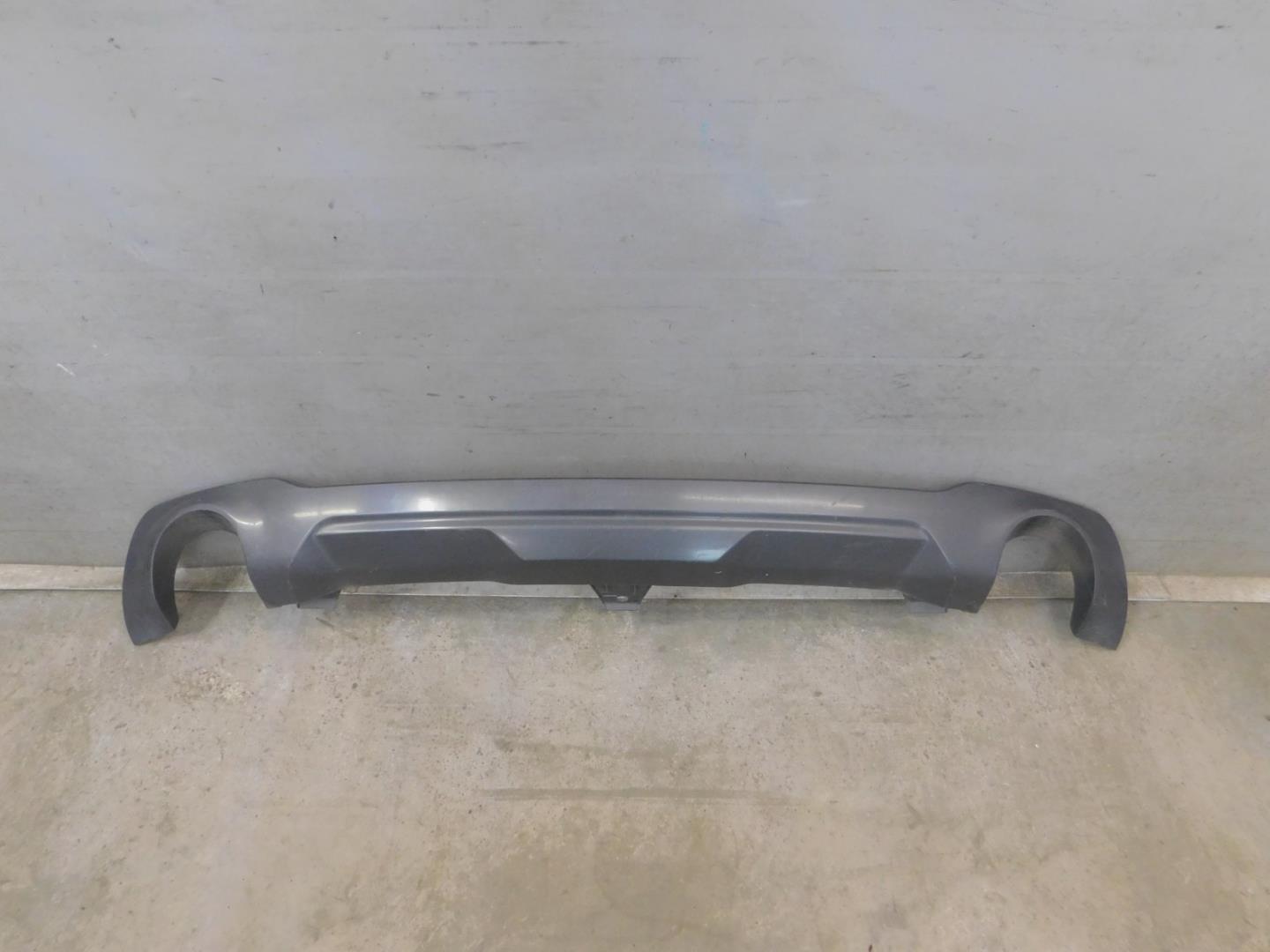 Накладка заднего бампера