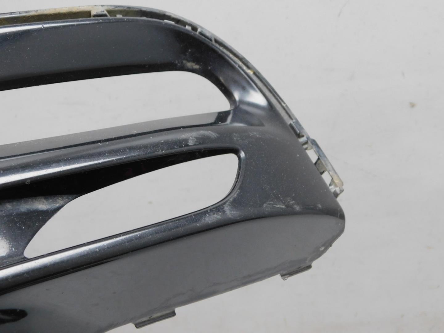 Решетка в бампер левая