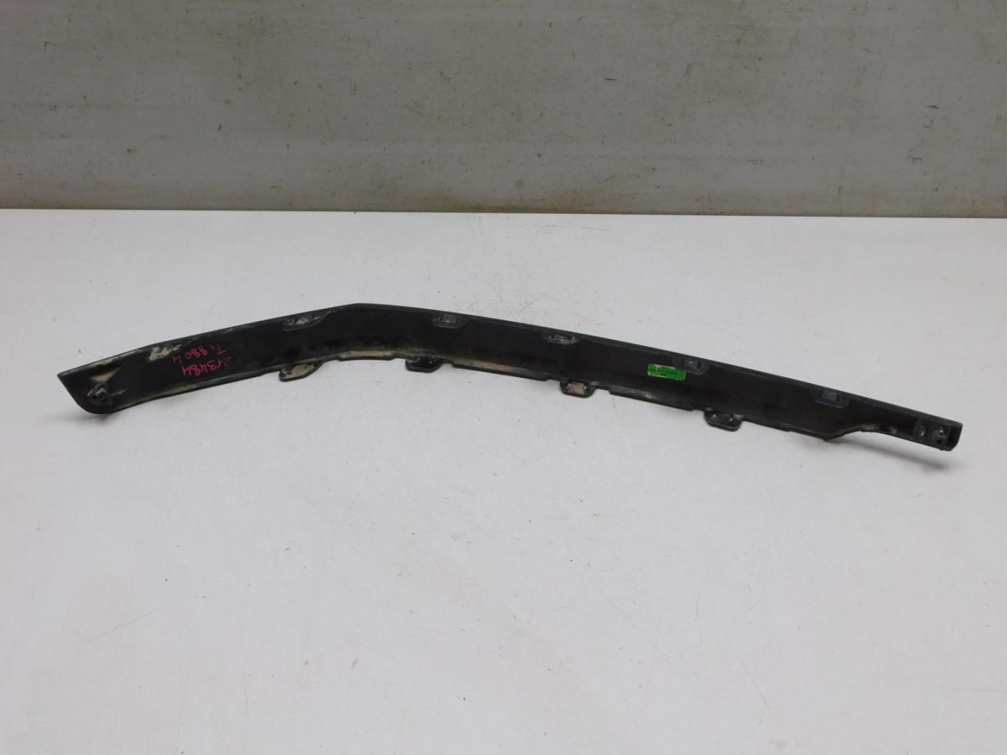 Накладка заднего бампера правая