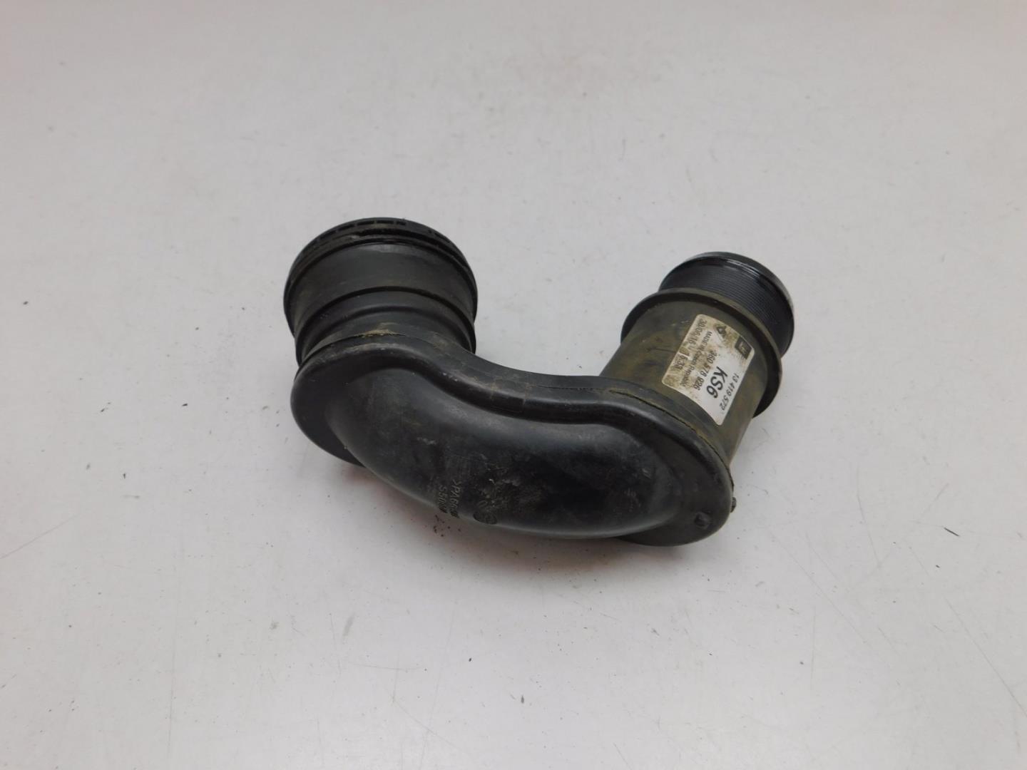 Патрубок интеркулера