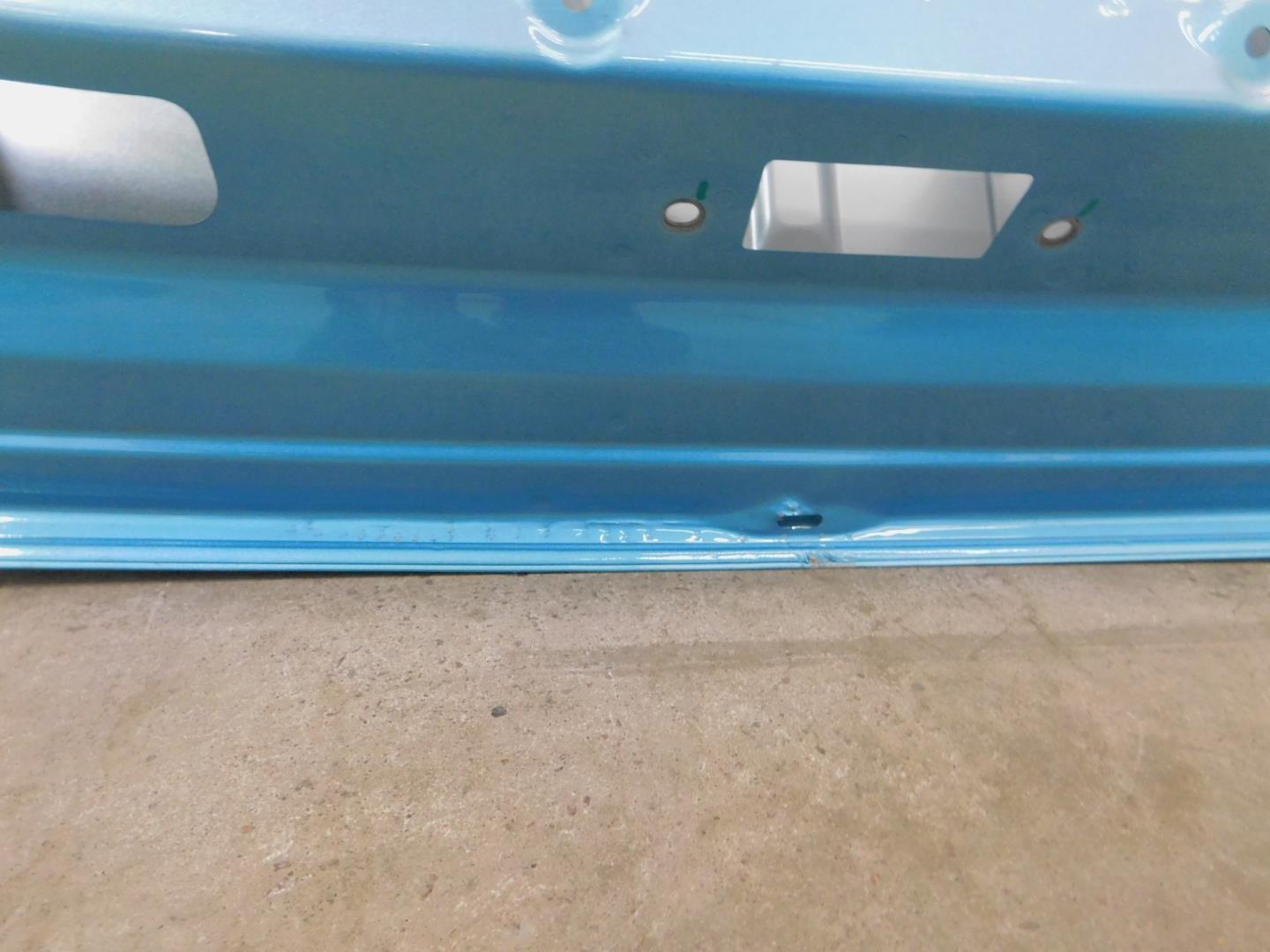 Дверь багажника