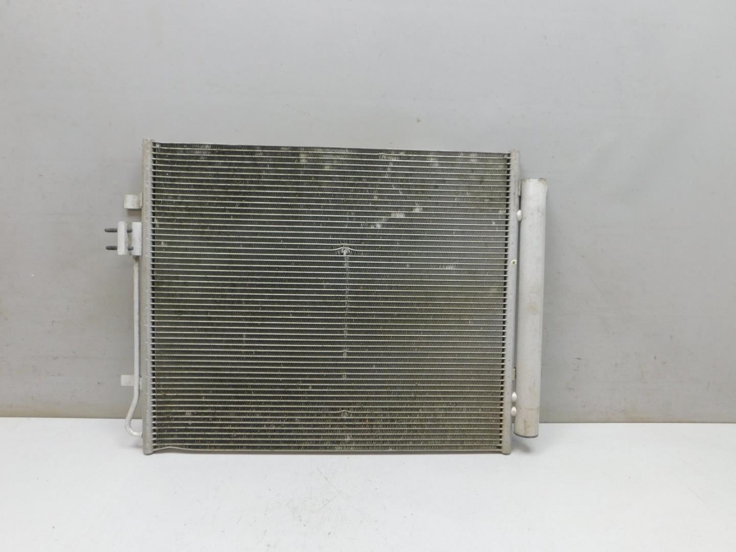 Радиатор кондиционера / конденсер