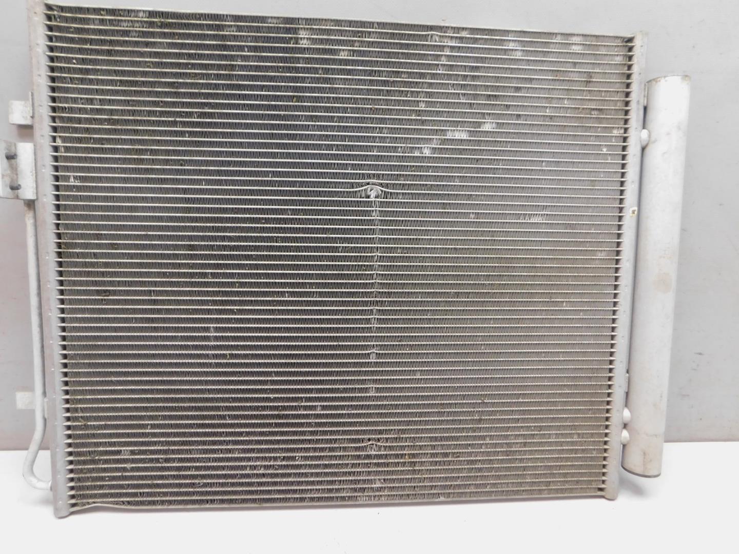 Радиатор кондиционера / конденсер