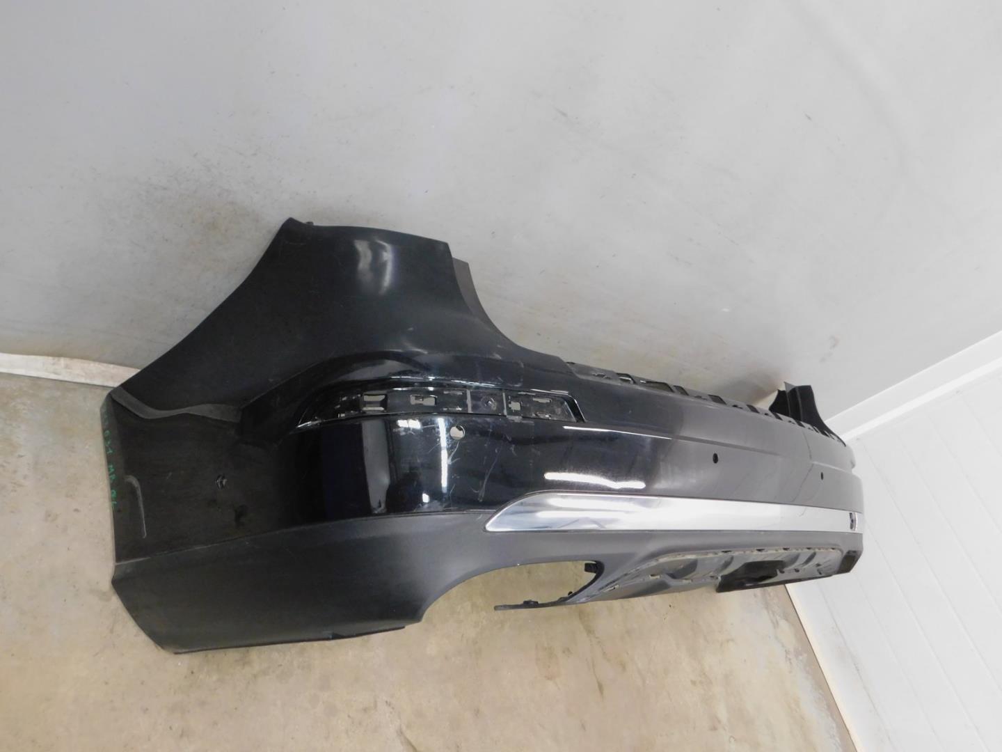 Бампер задний