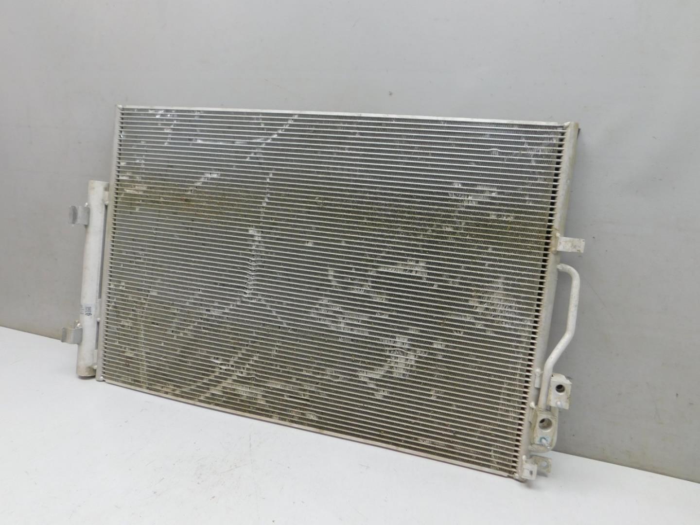 Радиатор кондиционера / конденсер