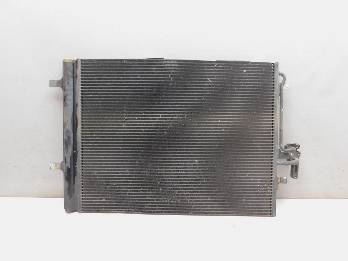 Радиатор кондиционера / конденсер