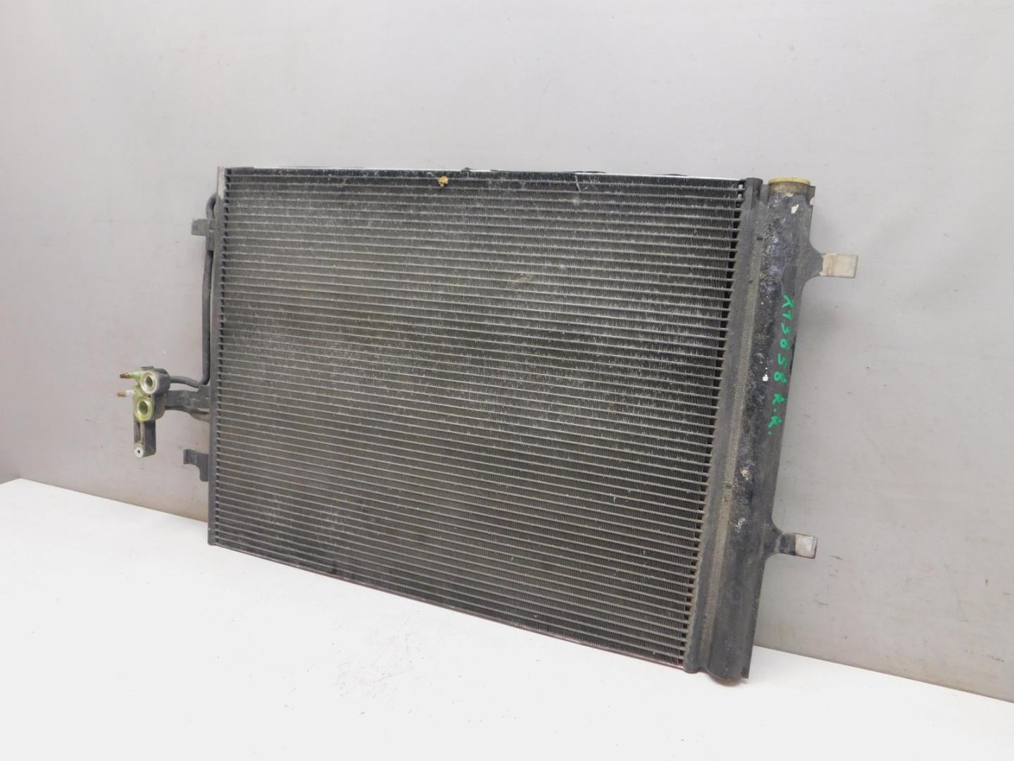 Радиатор кондиционера / конденсер