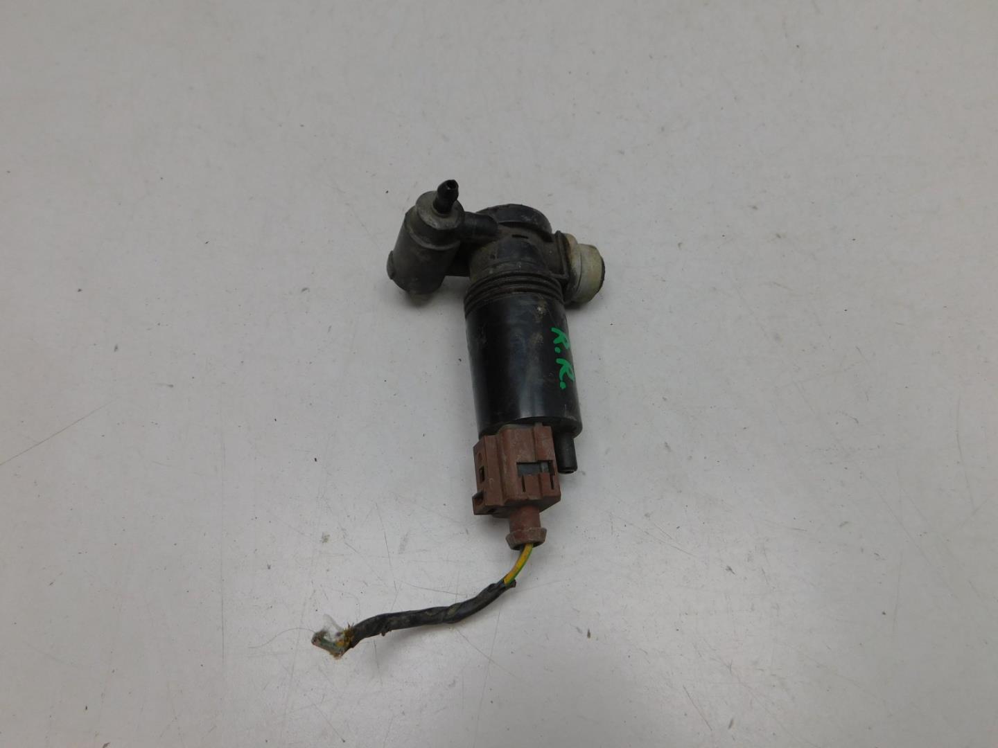 Насос омывателя фар