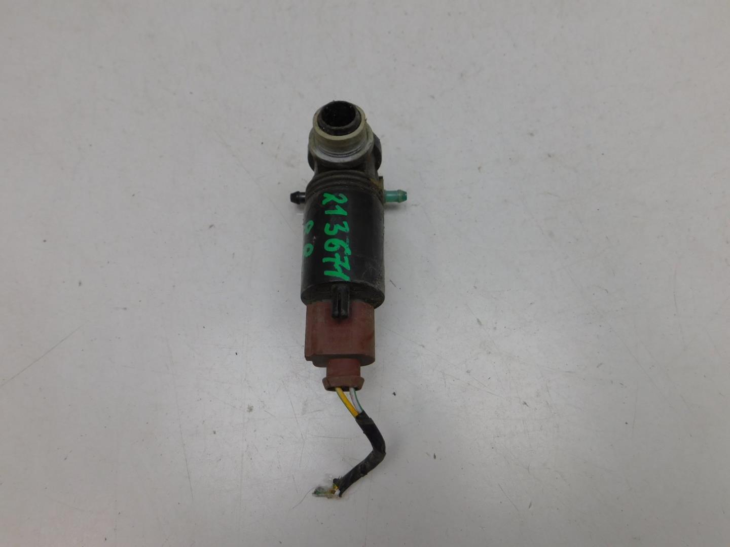 Насос омывателя фар