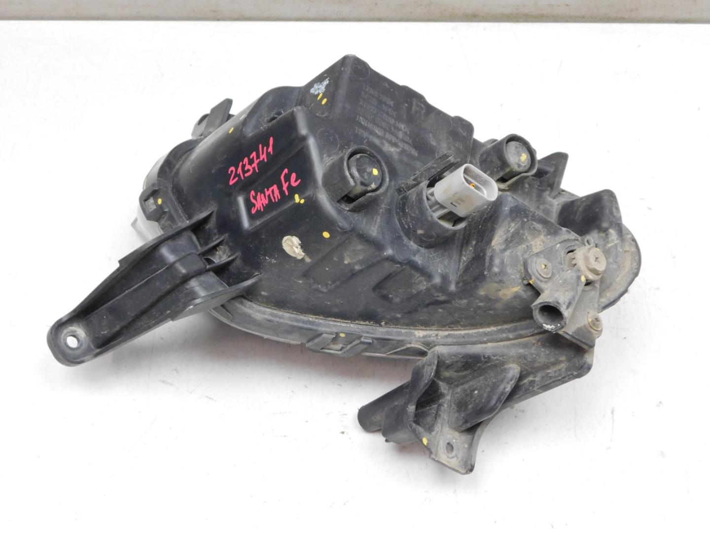 Фара противотуманная правая