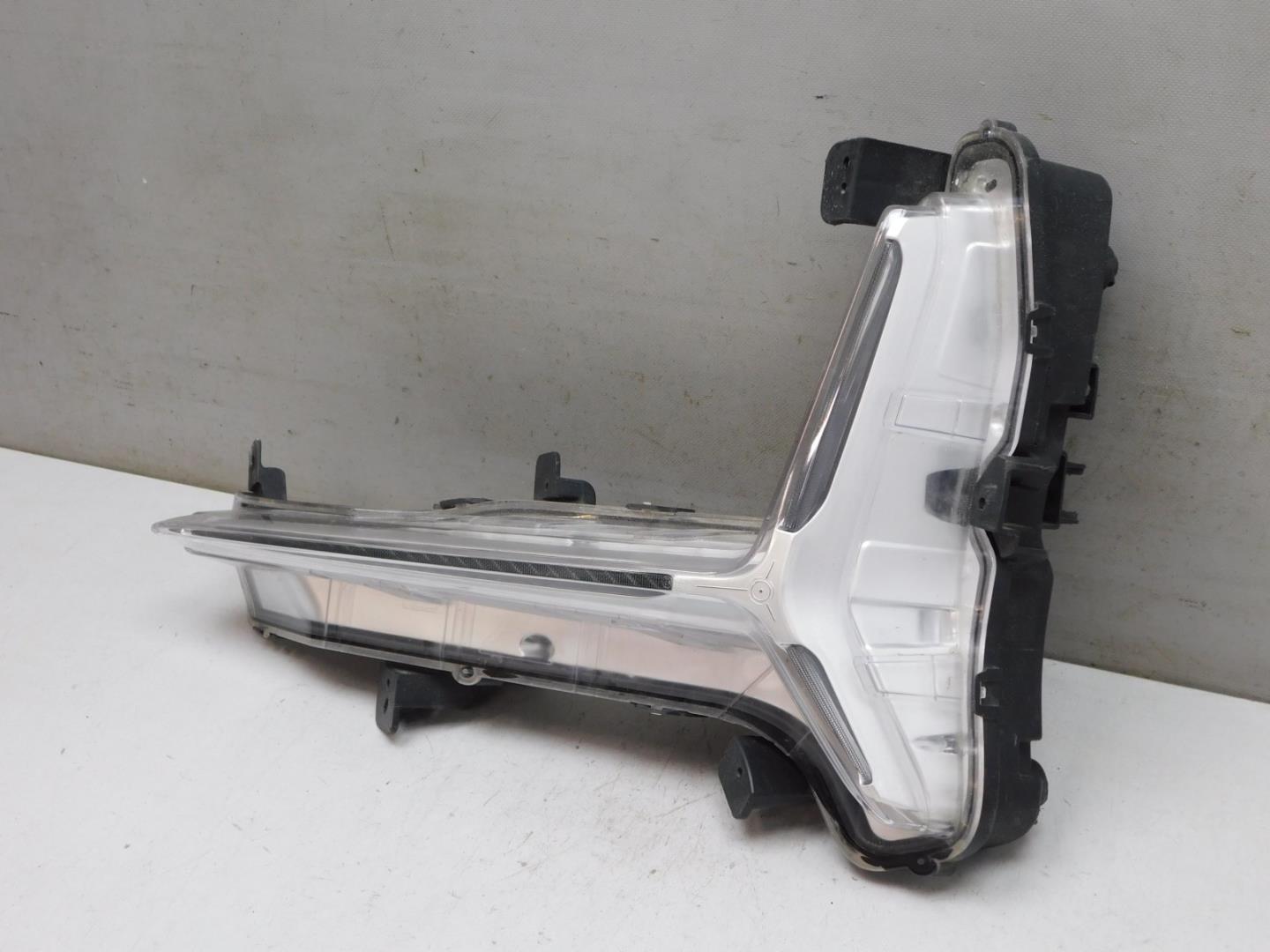 Габарит передний левый