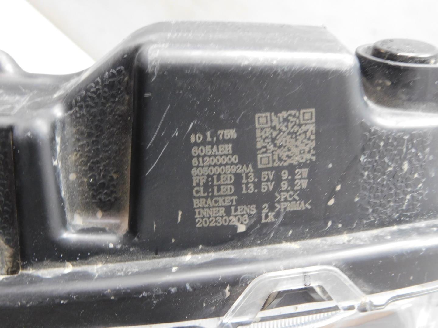 Габарит передний левый