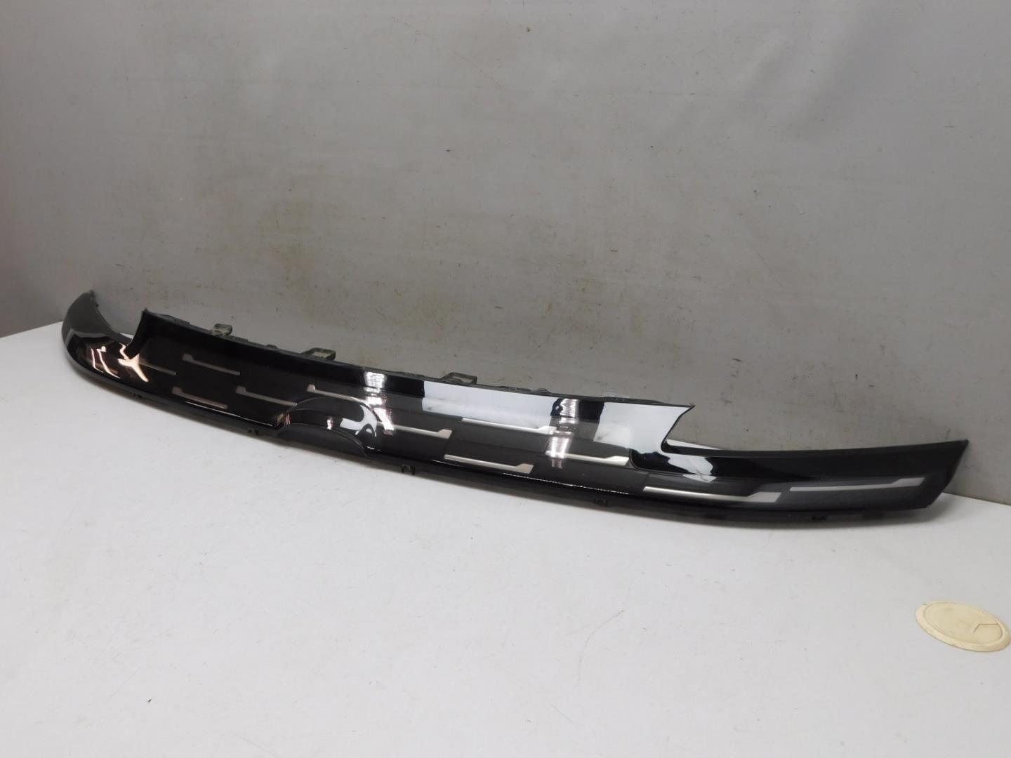 Накладка на решетку радиатора