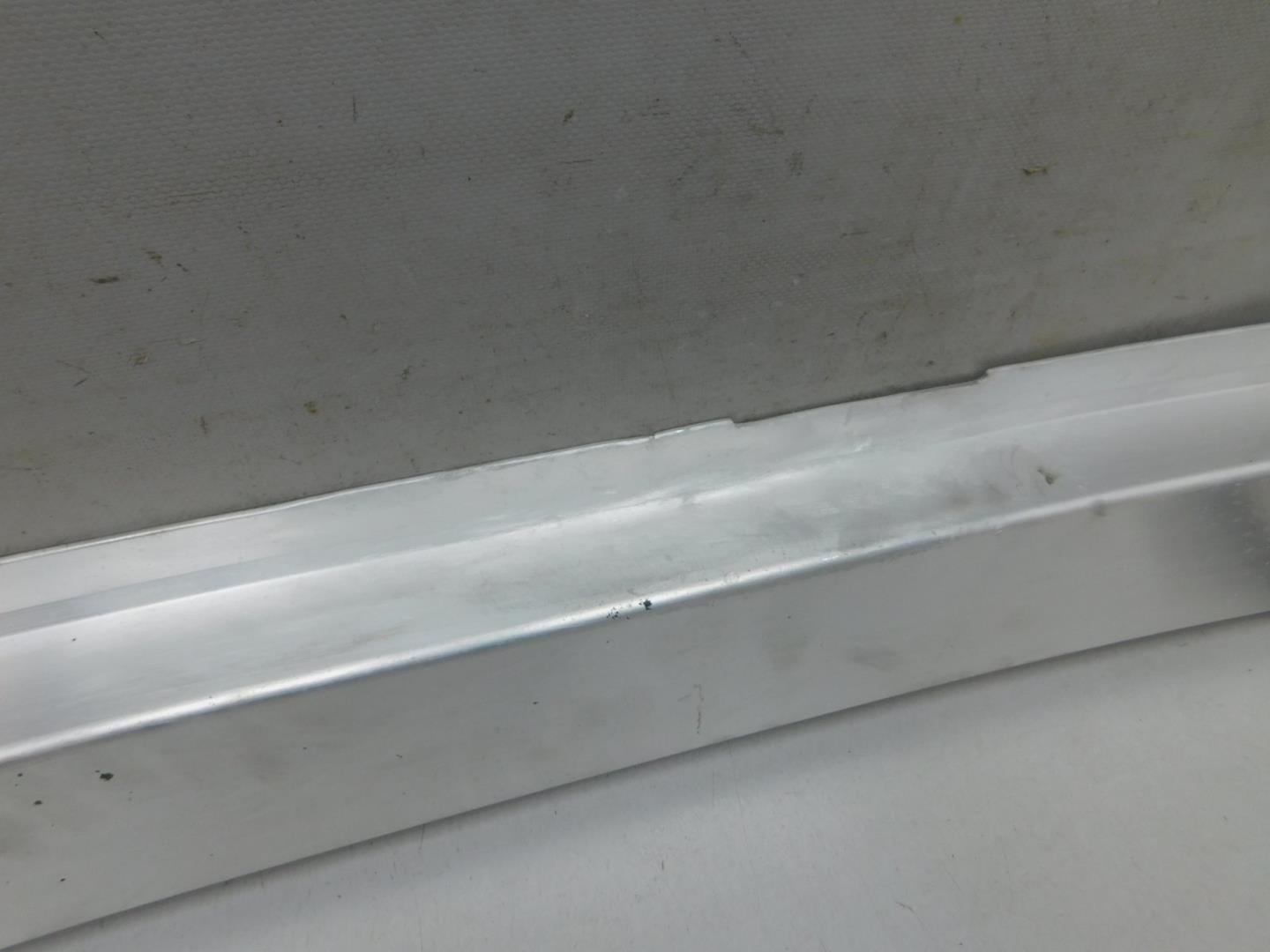 Усилитель заднего бампера