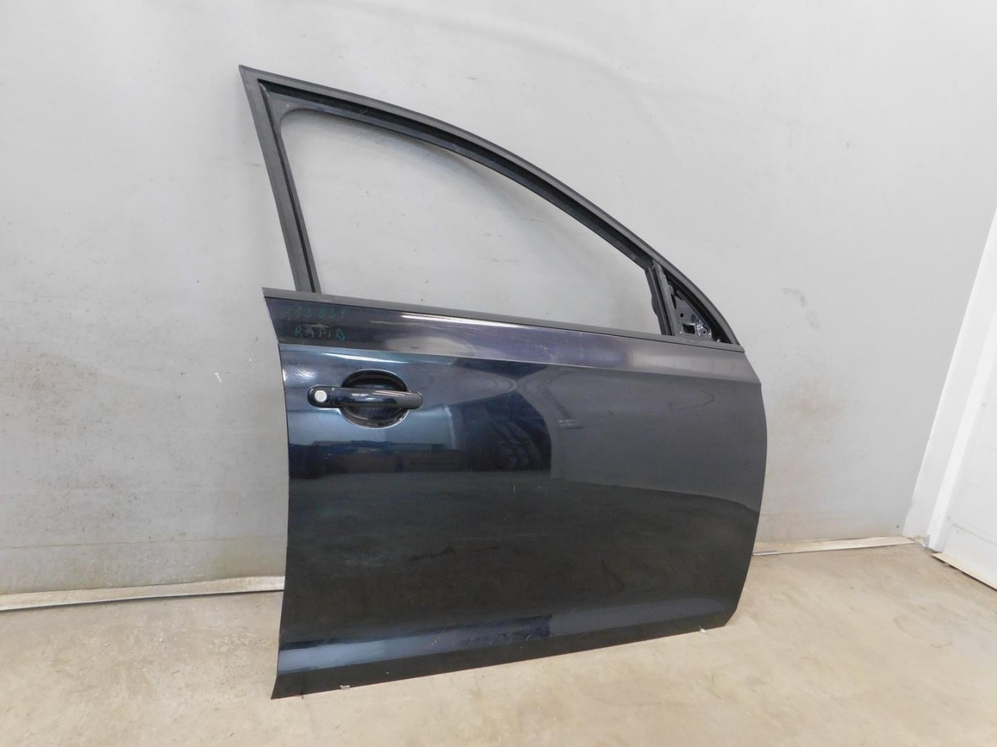 Дверь передняя правая