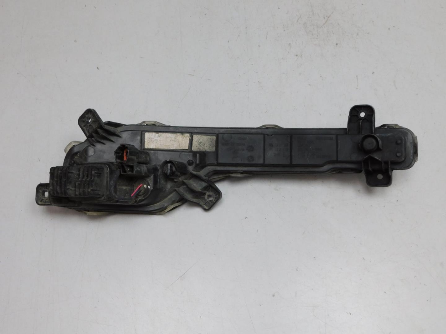 Габарит передний левый