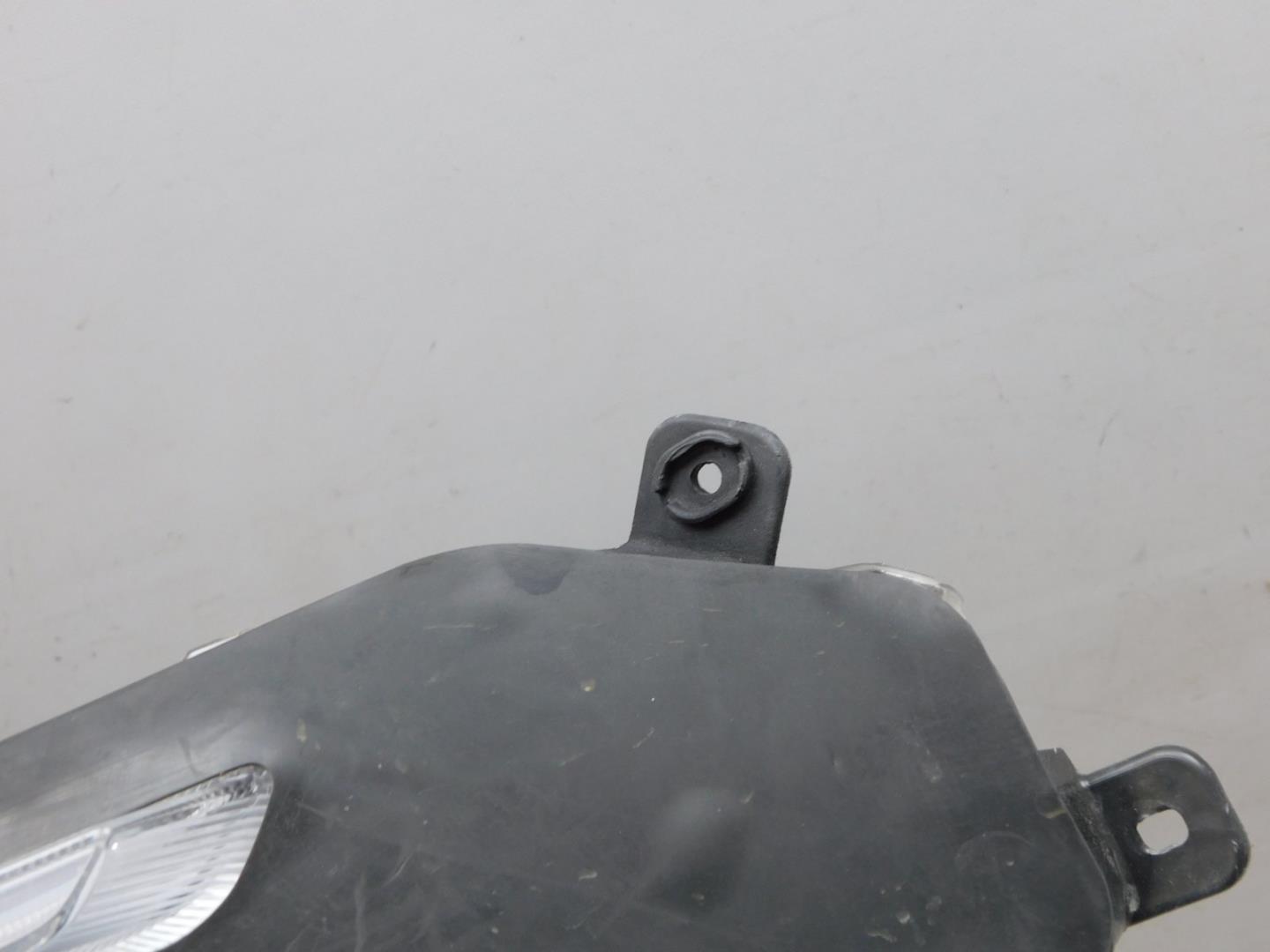 Габарит передний левый