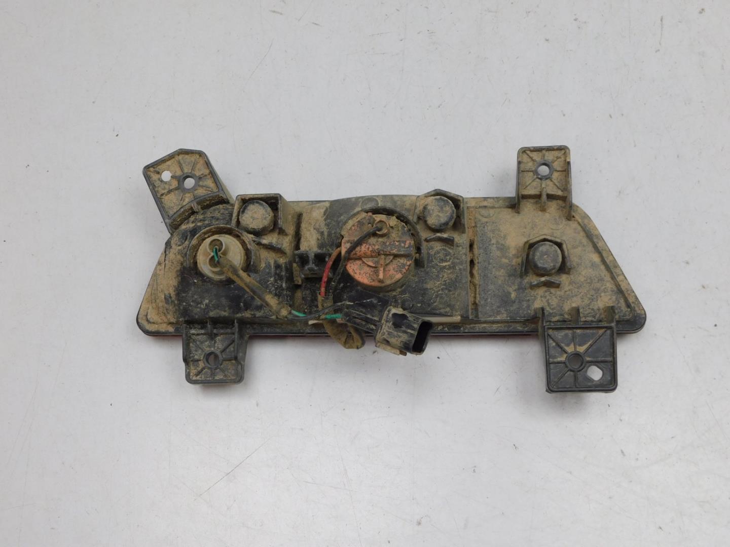 Фонарь задний в бампер правый