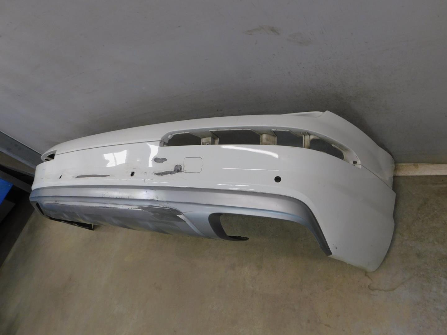 Бампер задний