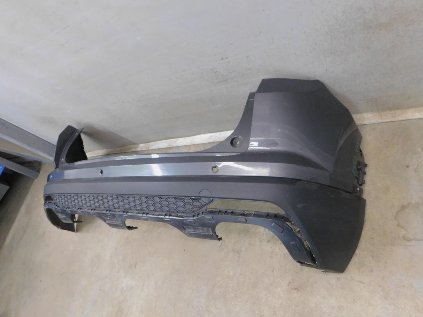 Бампер задний