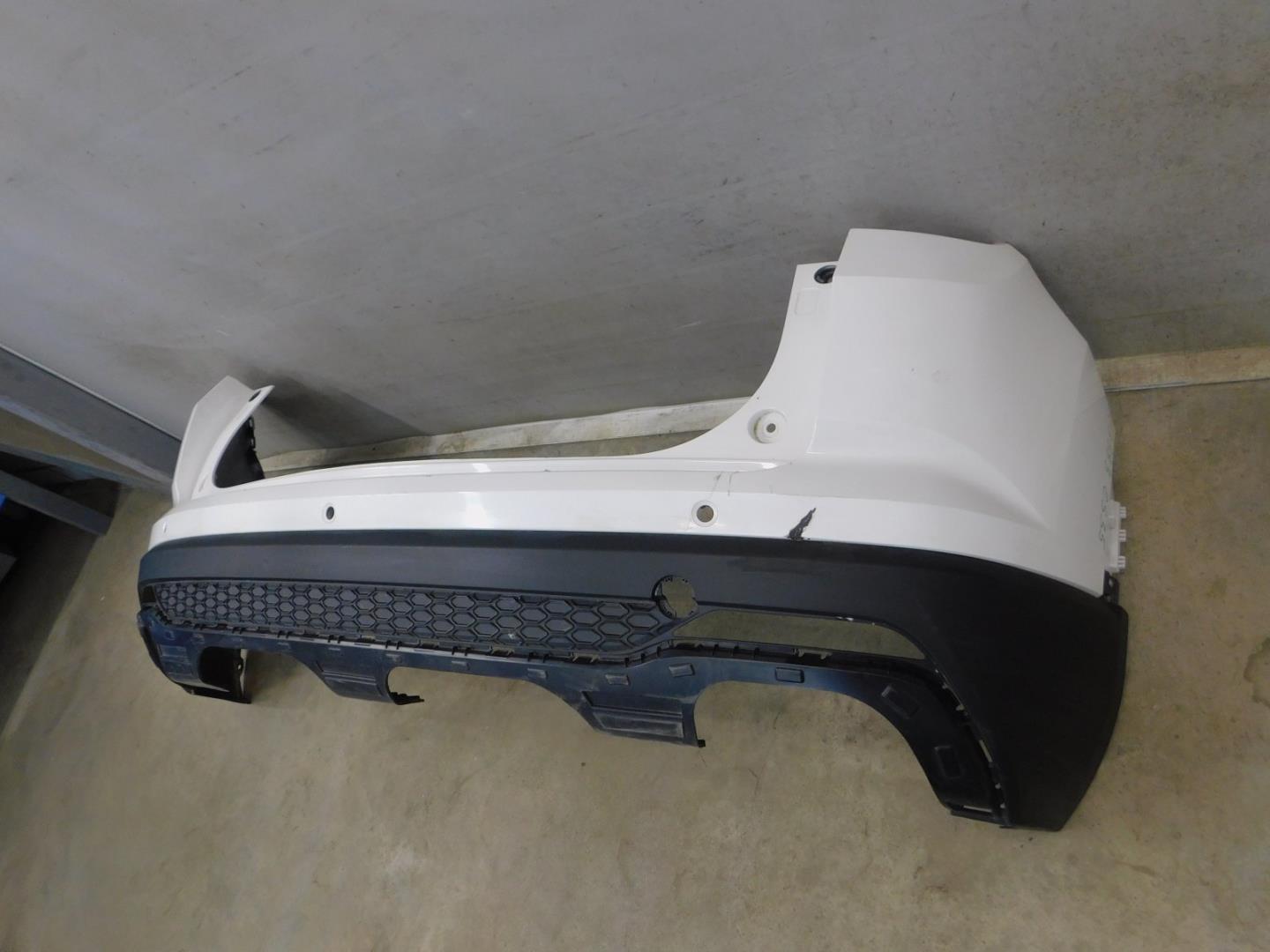 Бампер задний