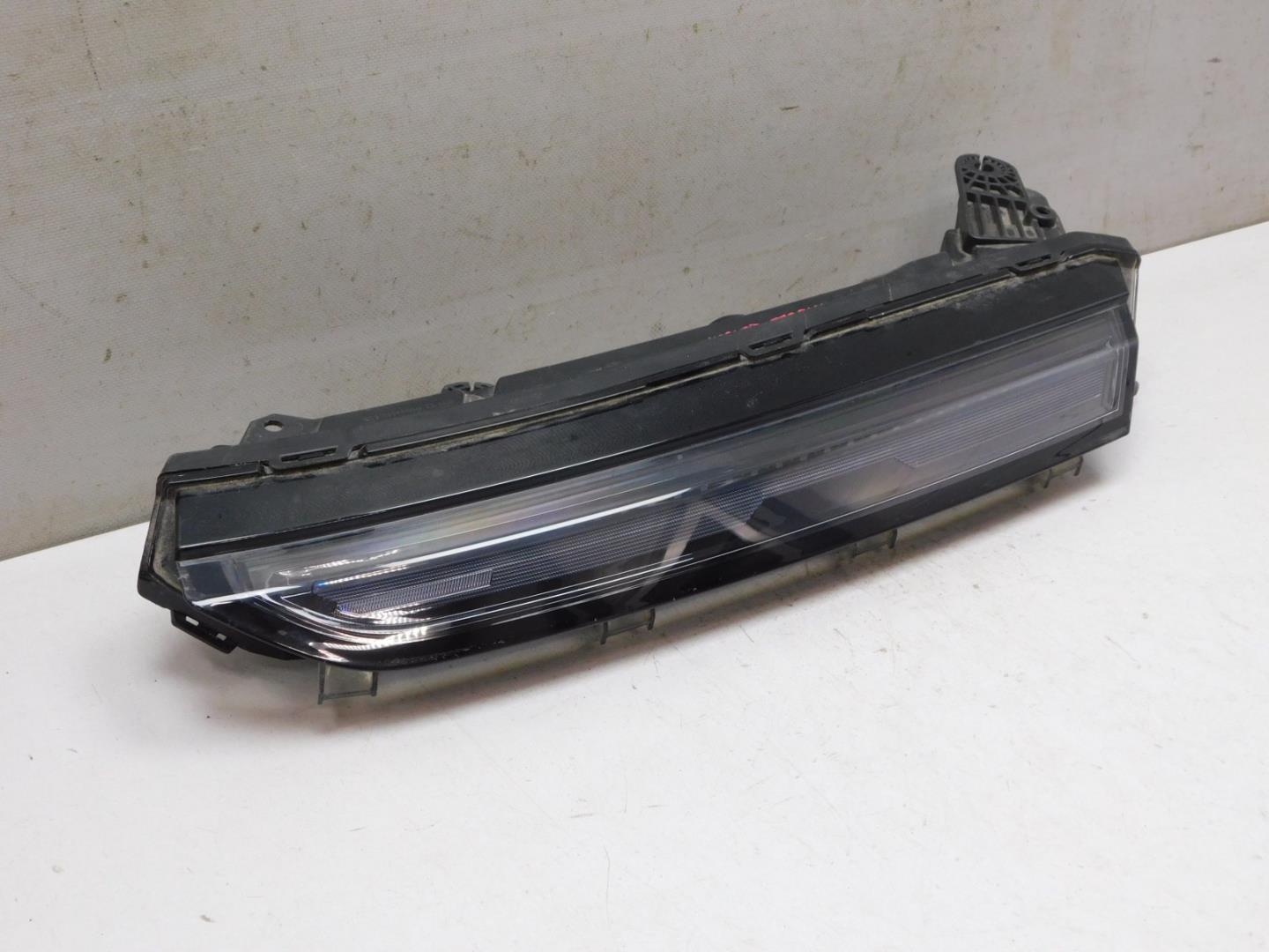 Габарит передний левый