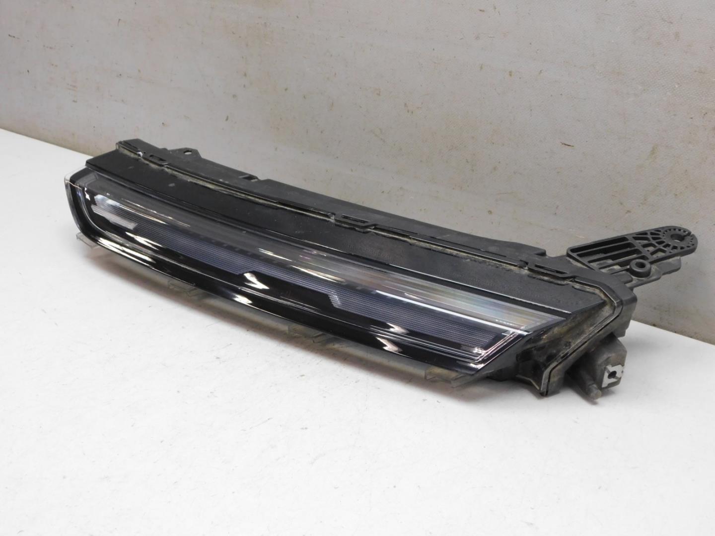 Габарит передний левый