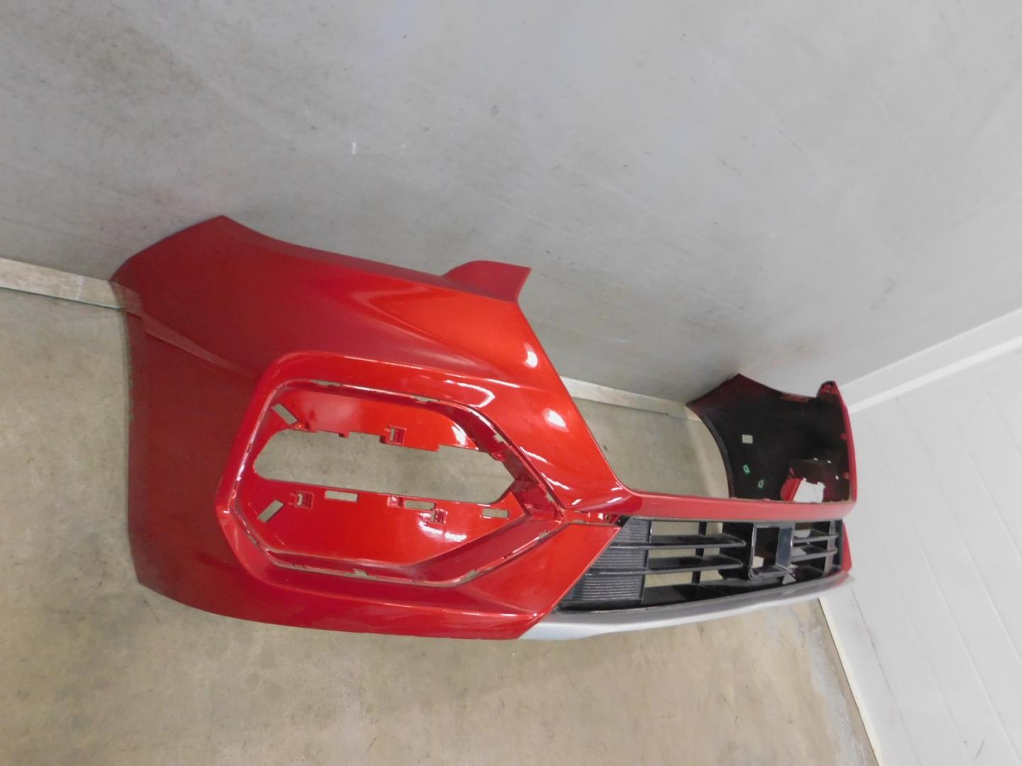 Бампер передний