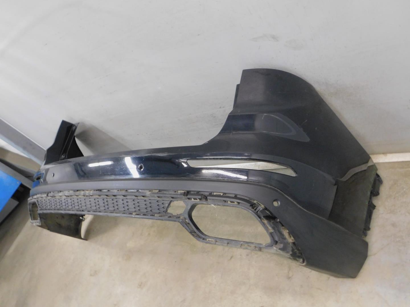 Бампер задний