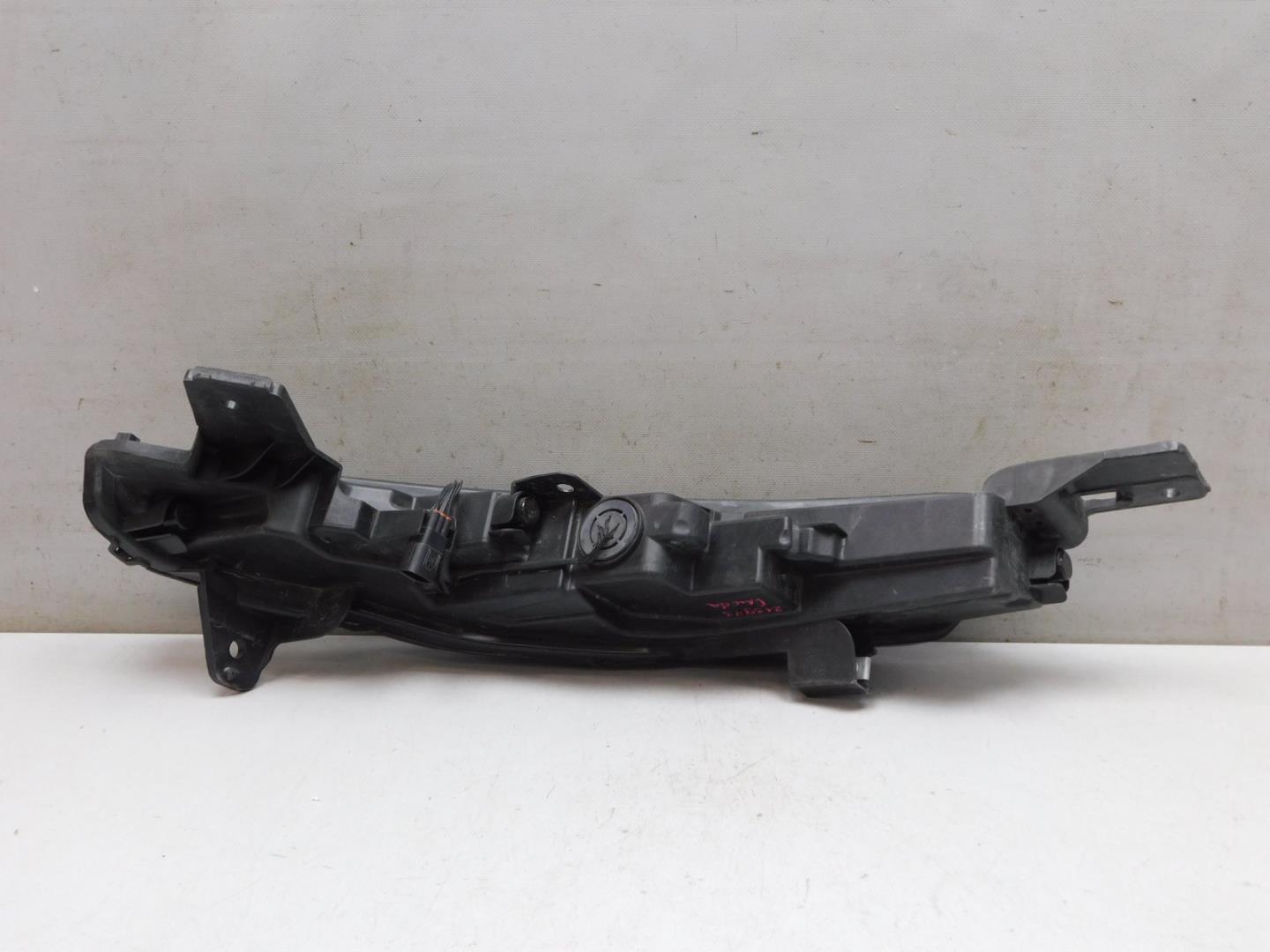 Габарит передний правый