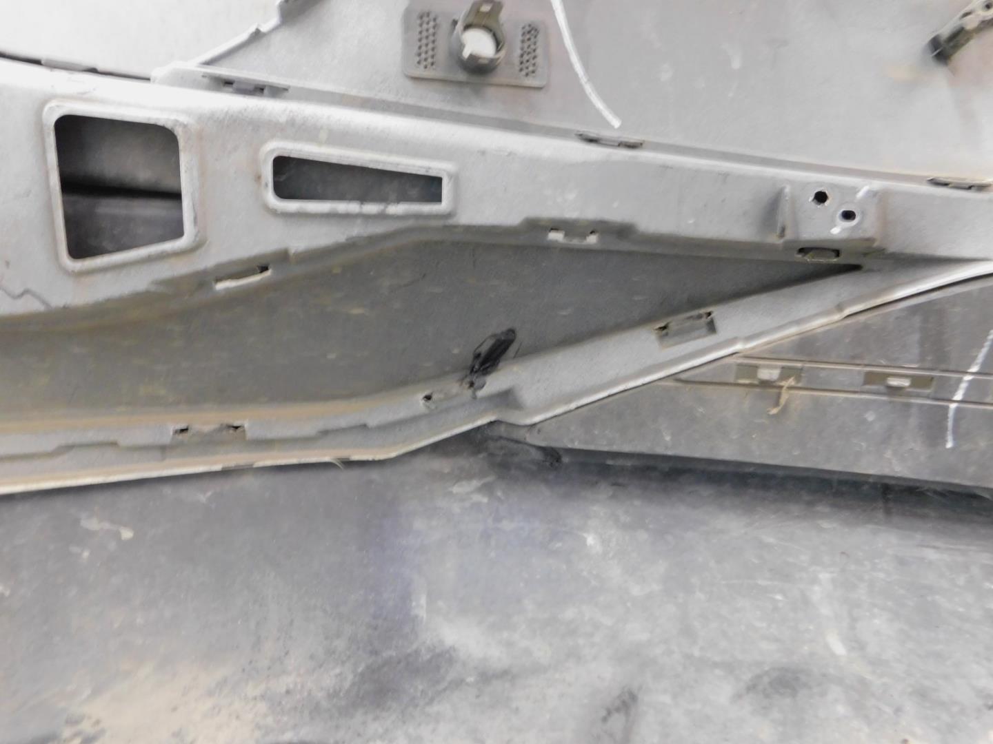 Бампер передний