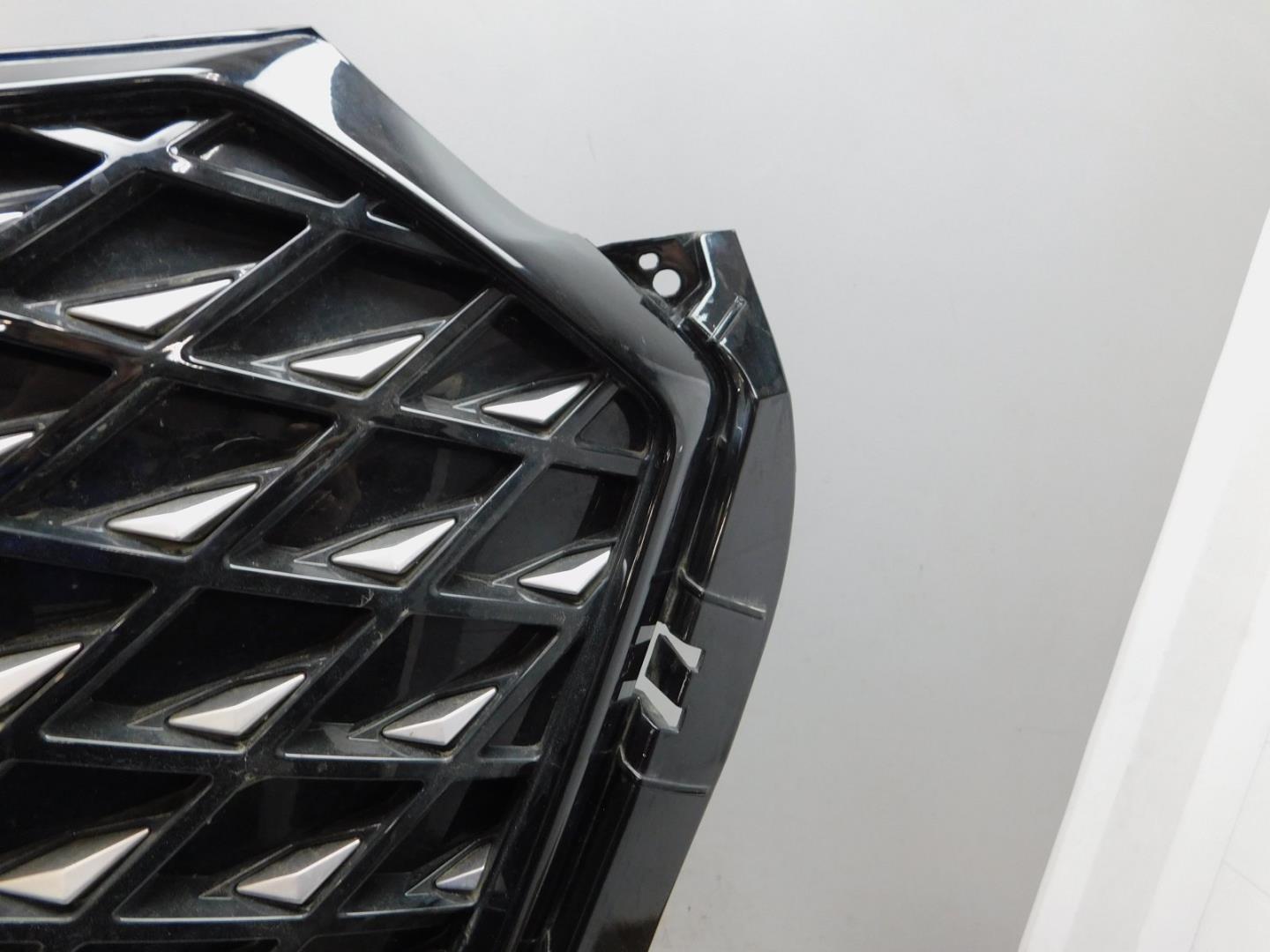 Решетка радиатора