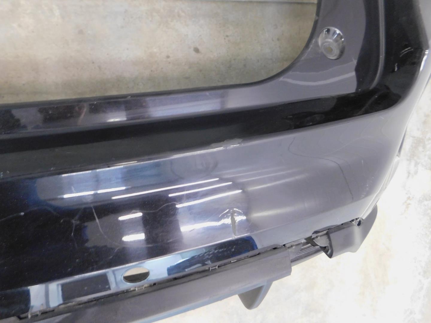 Бампер задний