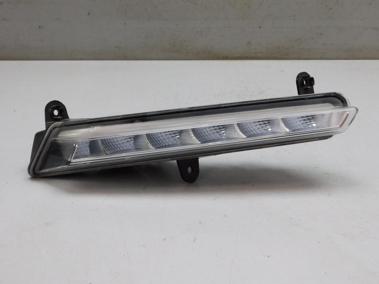 Габарит передний правый