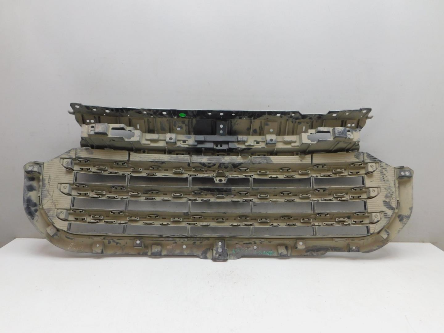 Решетка радиатора