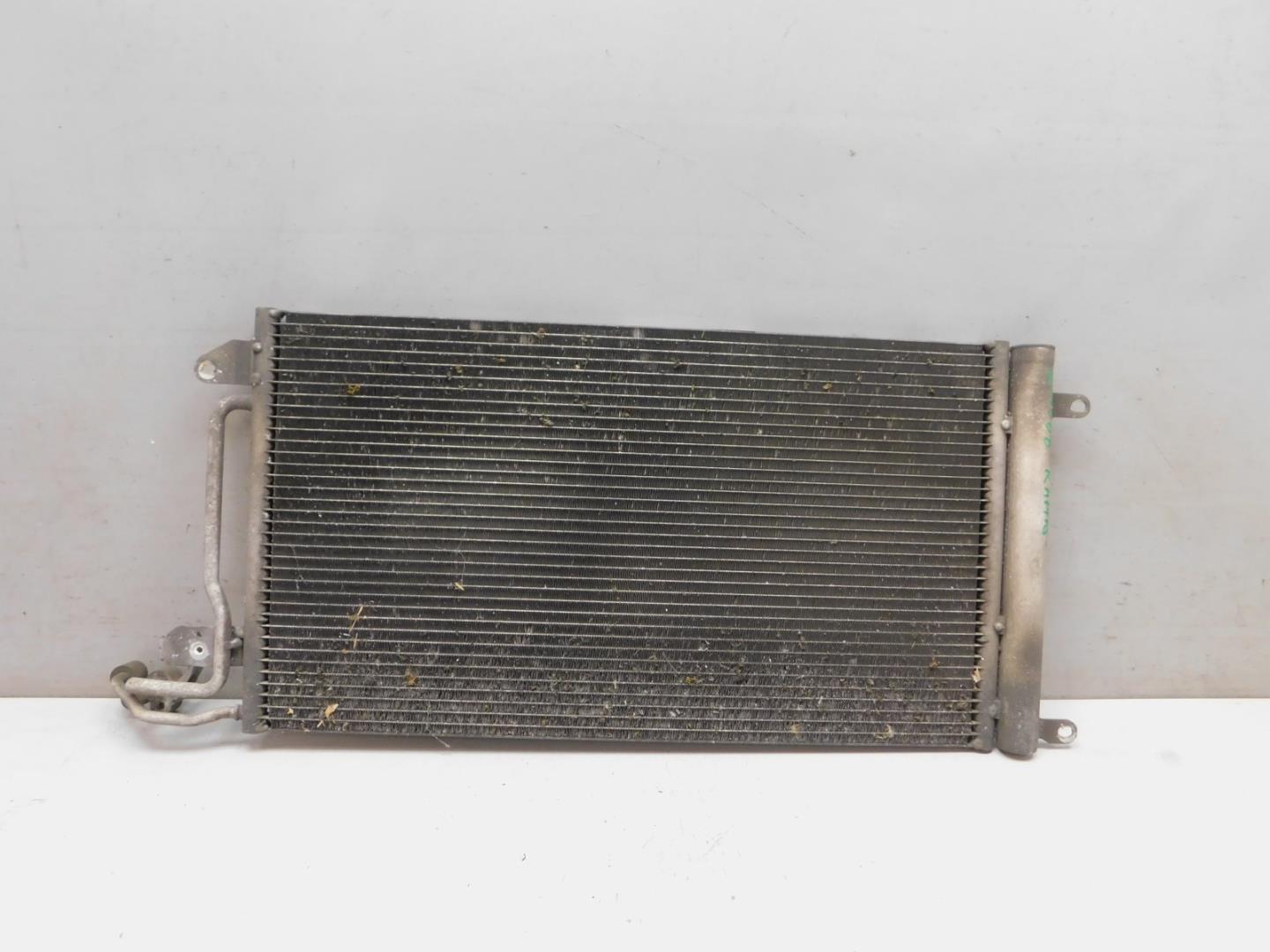 Радиатор кондиционера / конденсер
