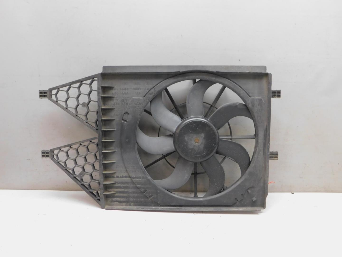 Диффузор вентилятора