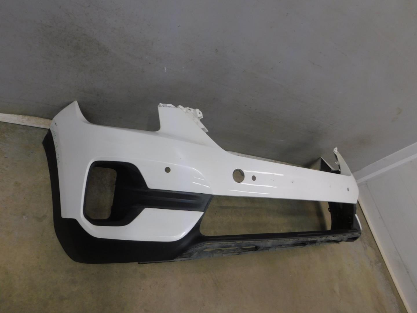 Бампер передний