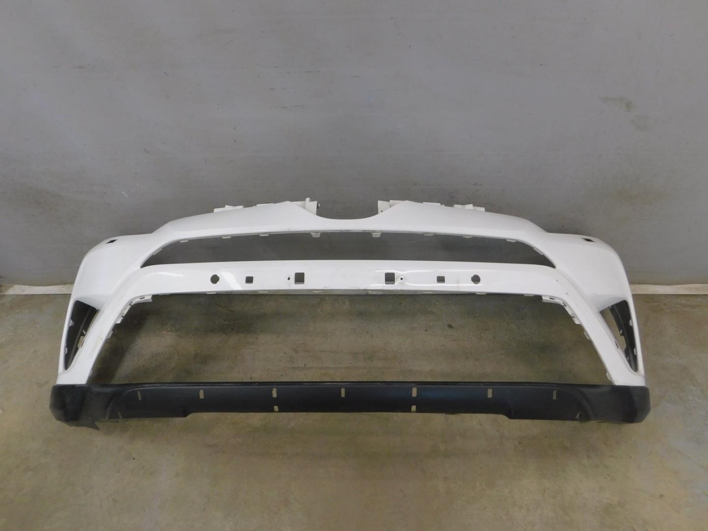 Бампер передний