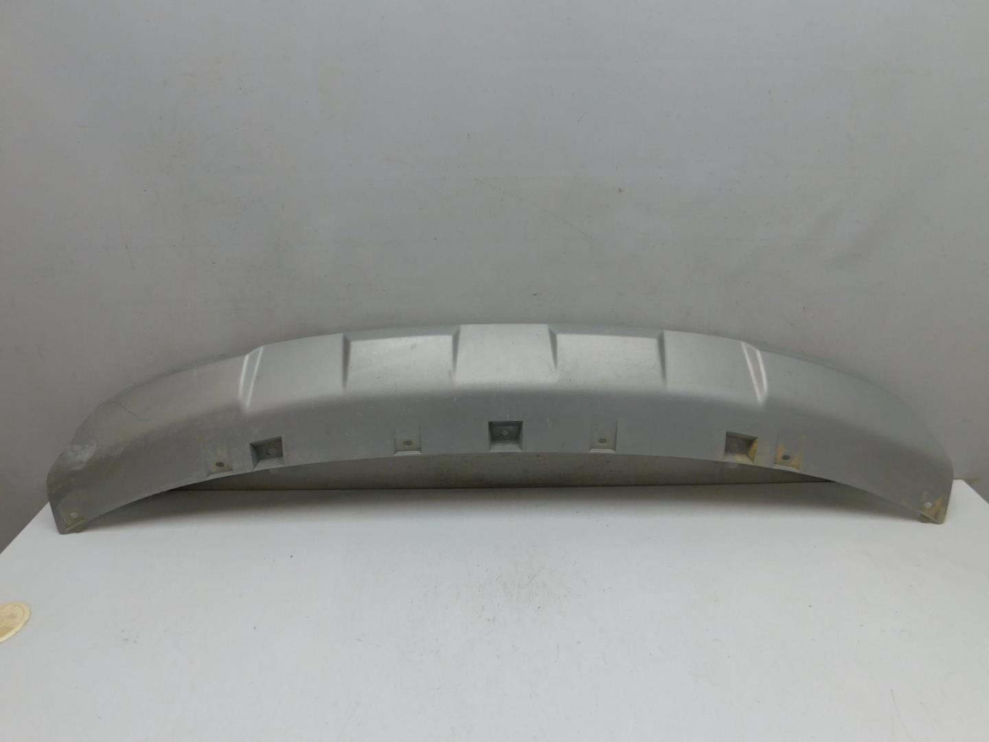 Накладка переднего бампера