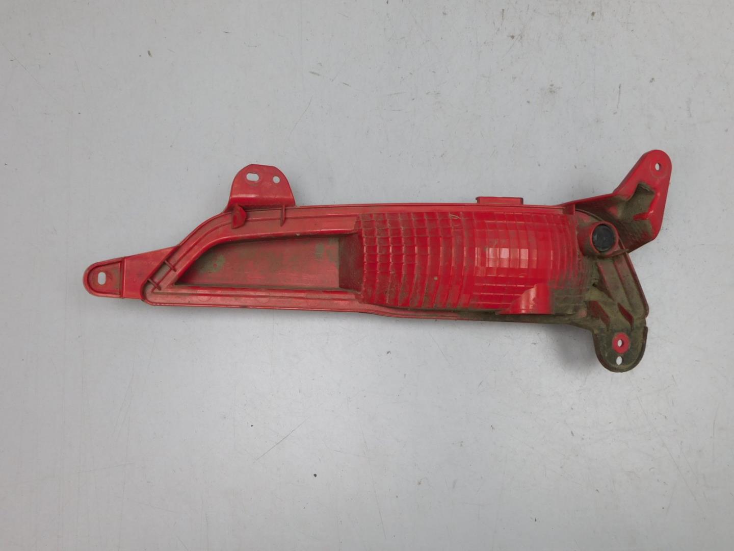Фонарь задний в бампер левый