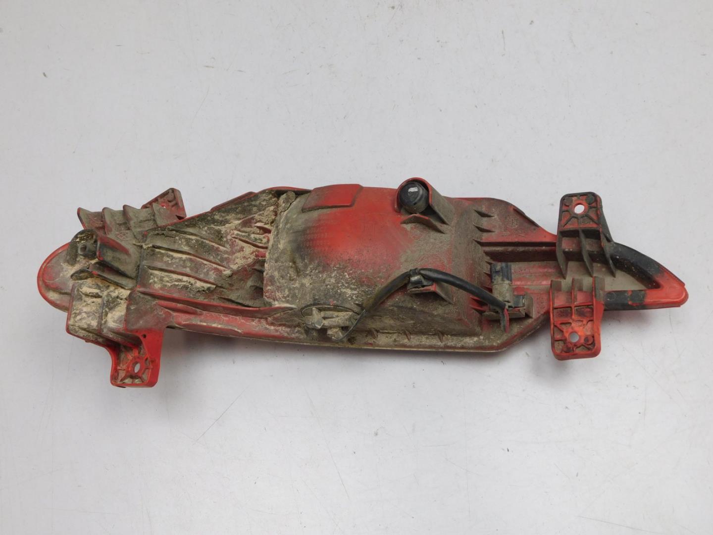 Фонарь задний в бампер правый