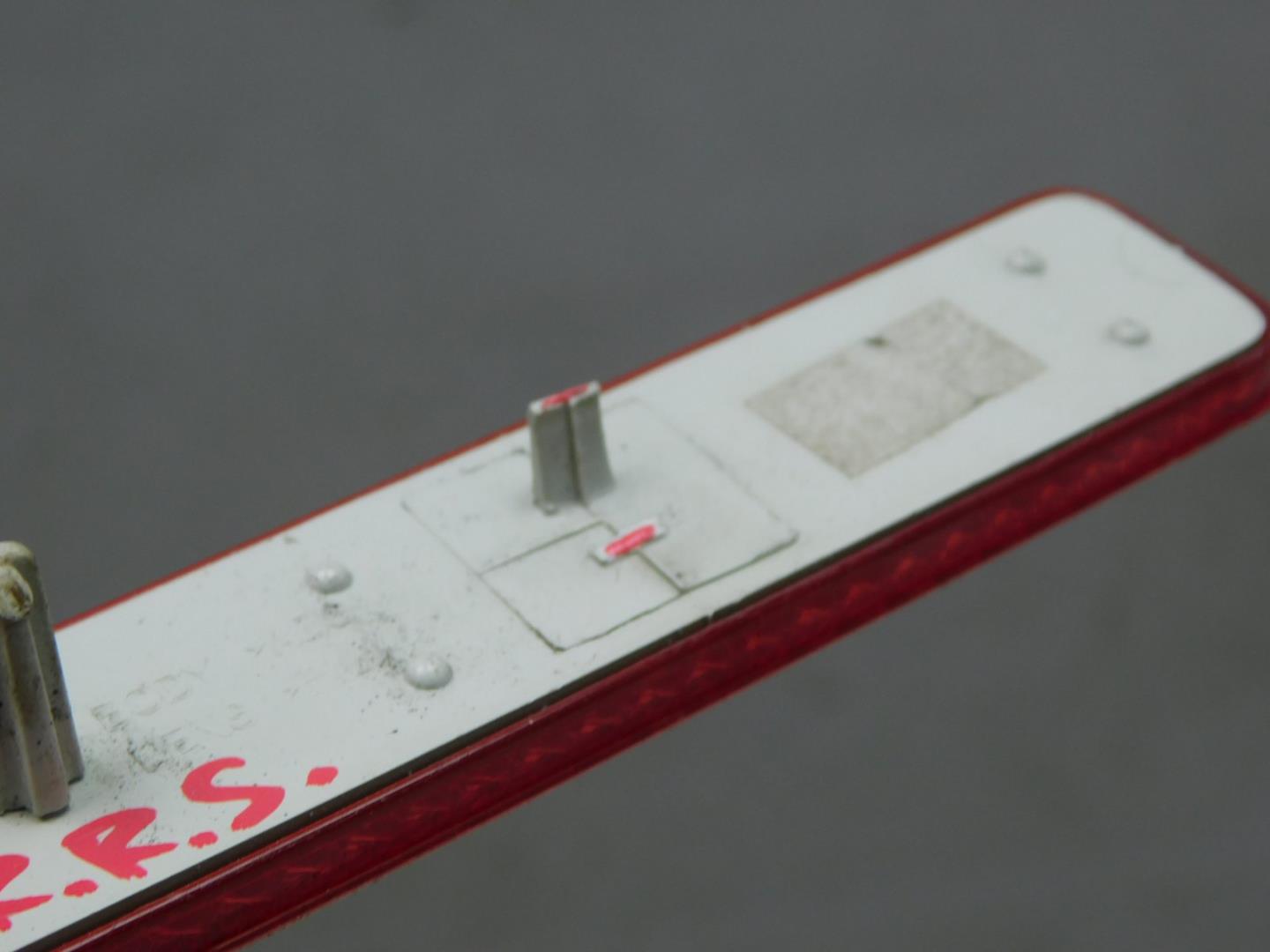 Фонарь задний в бампер правый