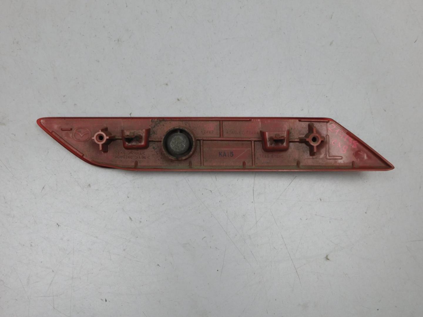 Фонарь задний в бампер левый