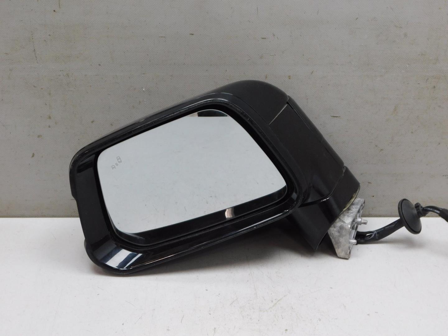 Зеркало левое электрическое